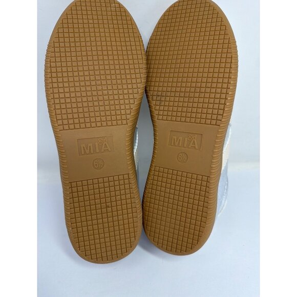 MIA girl Womens 6.5 Silver Metallic Lace Up Sneakers Cream Accents New - Picture 7 of 7